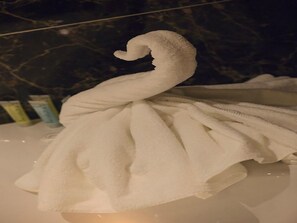 Bathroom - Carrickdale Hotel (Dundalk)