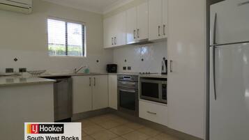 Micro-ondes, lave-vaisselle