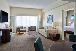 1 bedroom, premium bedding, in-room safe, desk