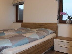 2 bedrooms, in-room safe, travel crib, WiFi