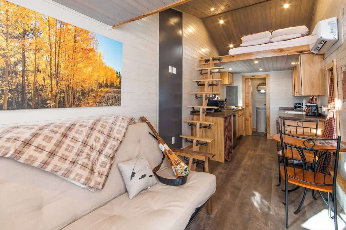 Televisión, oficina