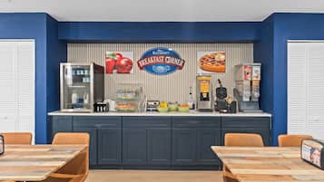 Free daily continental breakfast