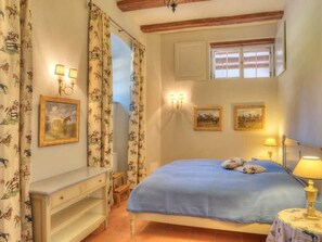 2 chambres, coffres-forts dans les chambres, bureau, Wi-Fi