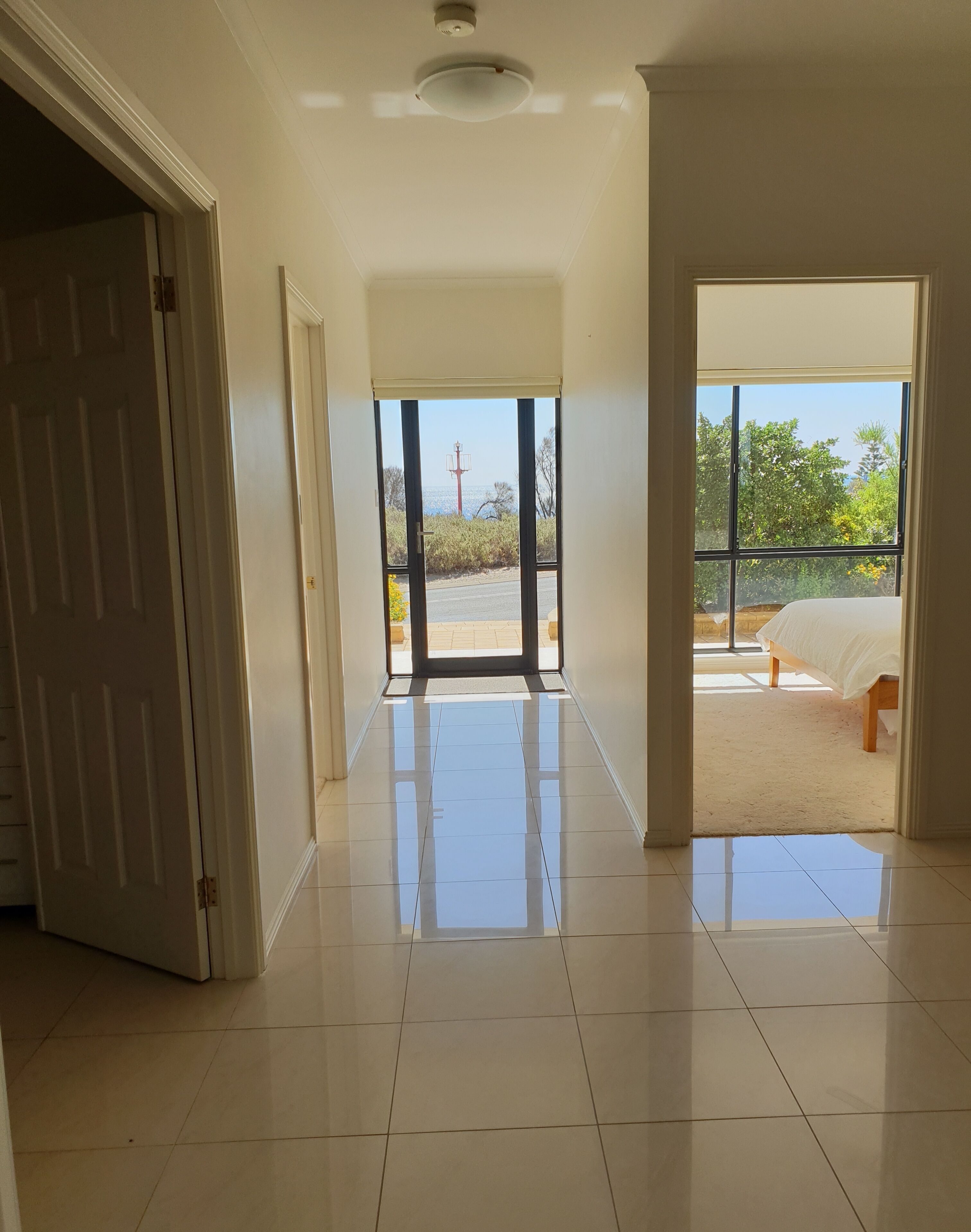 South Shores Pt Hughes — image 4