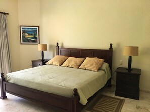 Villa, 3 chambres, vue piscine | Rideaux occultants, fer et planche à repasser, Wi-Fi gratuit