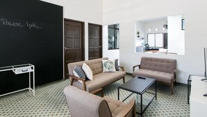 Interior - Casuarina Lodge (Bachok)