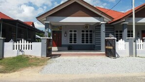 Exterior - Casuarina Lodge (Bachok)