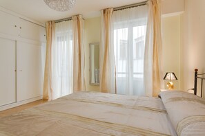 1 bedroom, iron/ironing board, WiFi, bed sheets