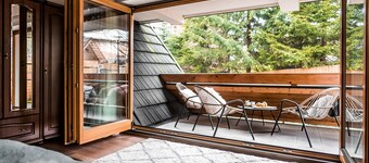 Beautiful apartment,  fireplace, 2 verandas with  mountain view and playground