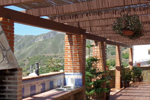 Gorgeous Nature Cortijo Luque