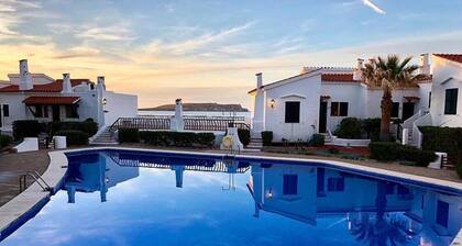 SALLUMDESFAR - Mukava kaksikerroksinen huoneisto.