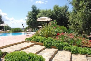 Outdoor pool - Small house with panoramic swimming pool, terrace and wi fi (Casole d'Elsa)