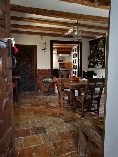 House-abbey of Banaguás