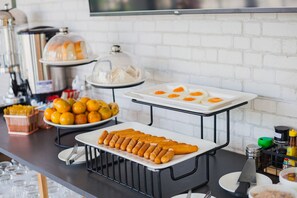 Frukostbuffé varje dag (THB 100 per person)