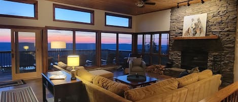 TV, fireplace, video game console, DVD player