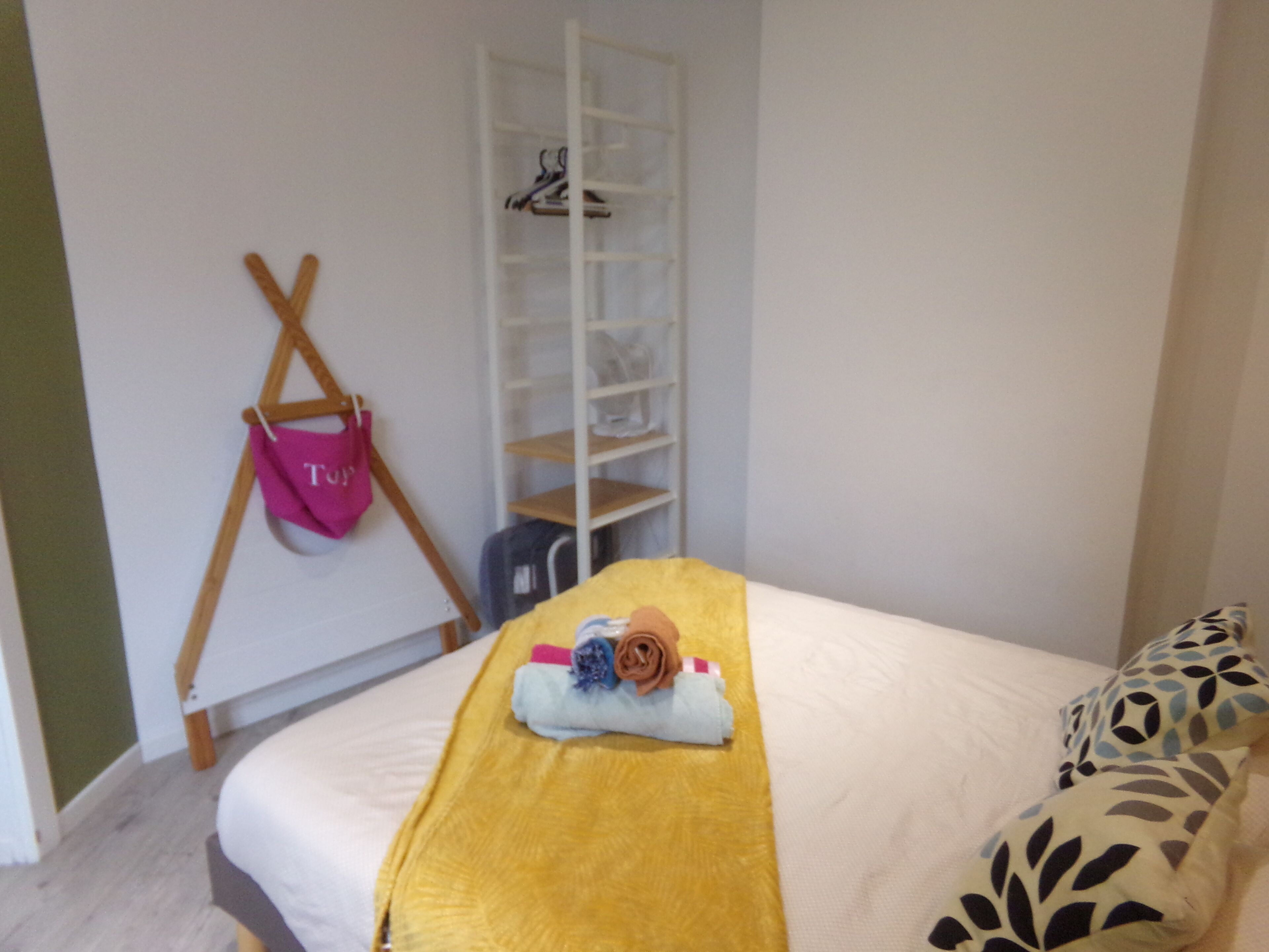 2 chambres, Wi-Fi gratuit, draps fournis