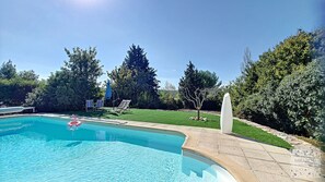 Pool - PRETTY VILLA 8 BEDS WITH SWIMMING POOL (La Bastide-des-Jourdans)