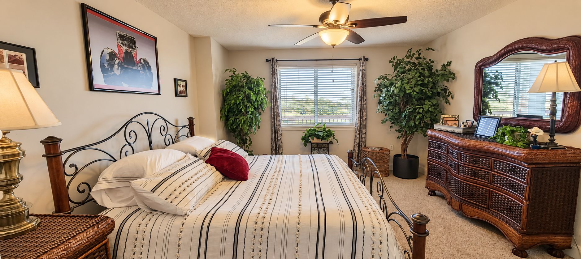 2 bedrooms, WiFi (free), bed sheets