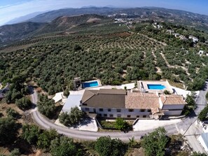 Exterior - Apartment with pool and spectacular views, ideal for families (IZNAJAR)