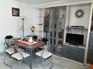 Dining - Casa Adelfas, Benajarafe (Malaga)