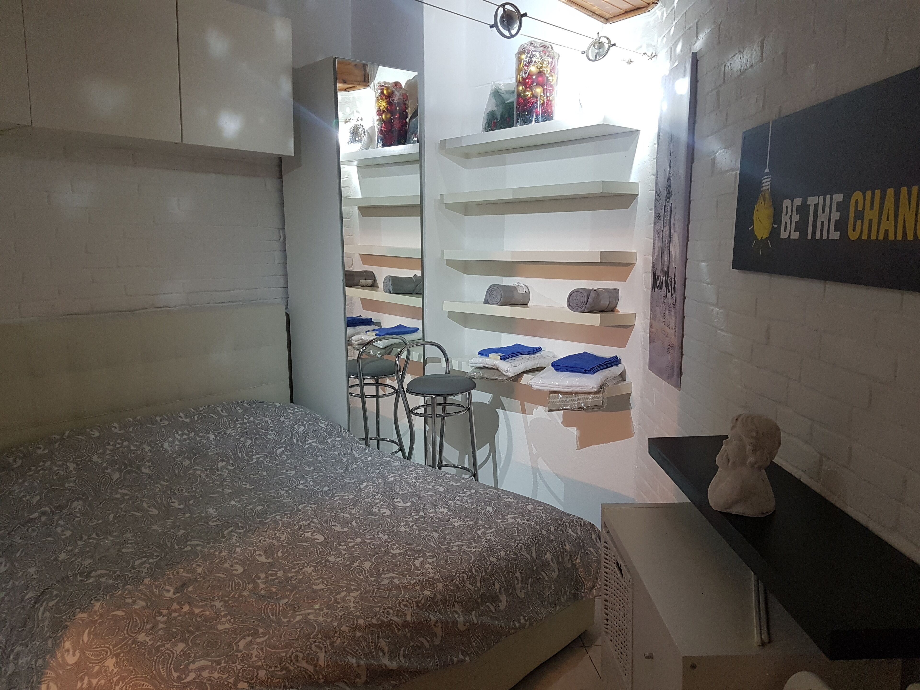 1 chambre, fer et planche à repasser, Wi-Fi, draps fournis