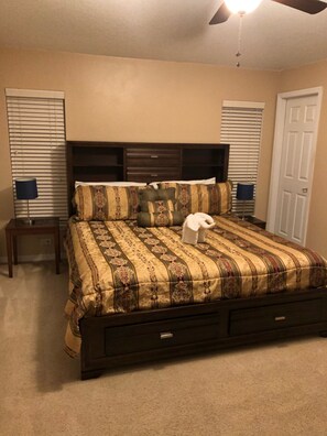 4 bedrooms, iron/ironing board, travel crib, free WiFi
