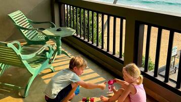 Quarto, 1 cama King, vista para o mar | Sacada