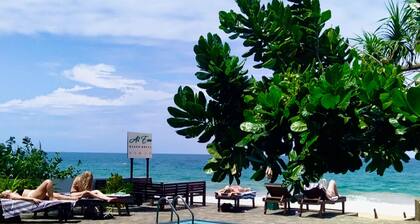 At Ease Beach Hotel