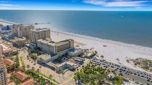 On the beach - Stunning Beach Suite, Heated Pool, Steps to Sand! Clearwater ➠ Beach Suites #105 (Clearwater Beach)