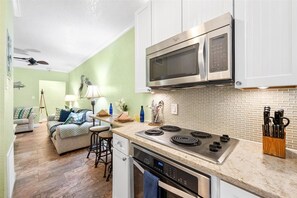 Private kitchen - Stunning Beach Suite, Heated Pool, Steps to Sand! Clearwater ➠ Beach Suites #105 (Clearwater Beach)
