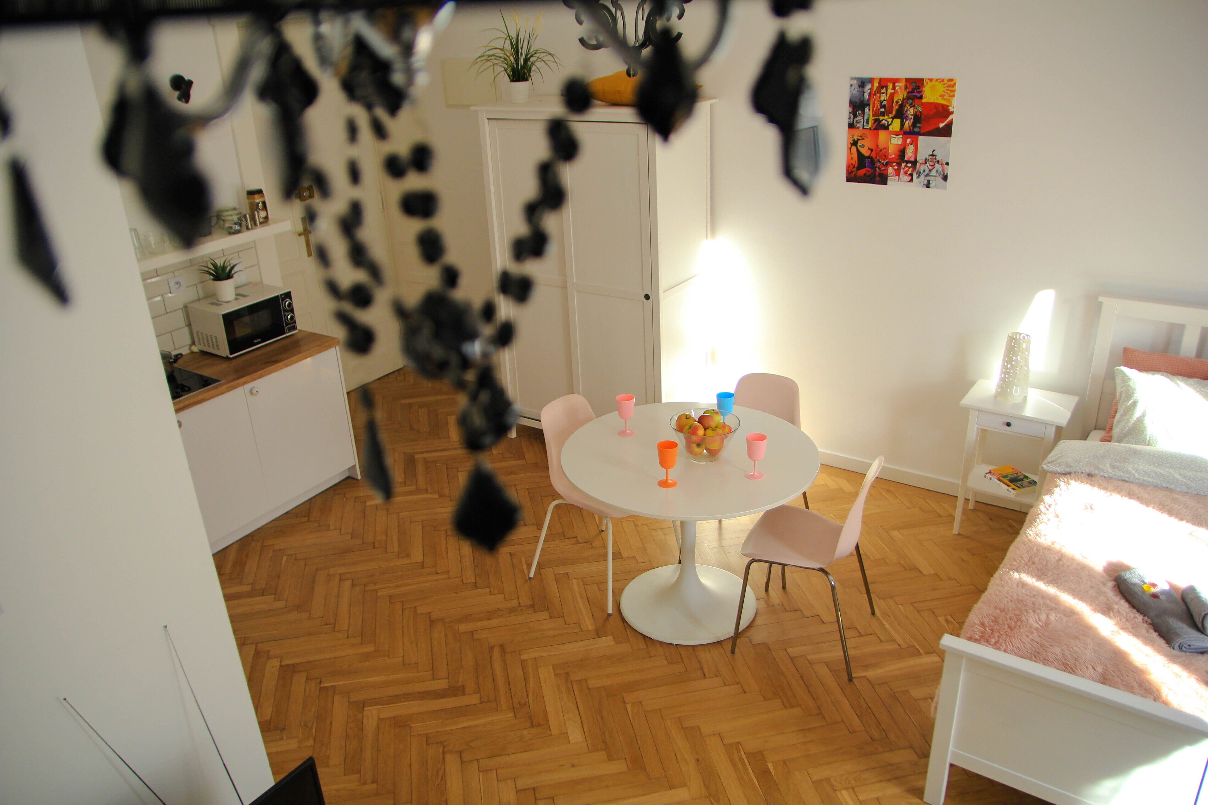 Corner II EWM - Old Town – BIG Studio & balcony