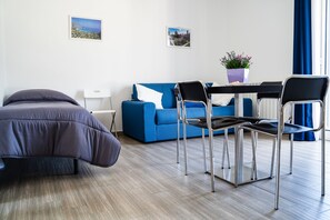 Family Room, Multiple Beds, Partial Sea View