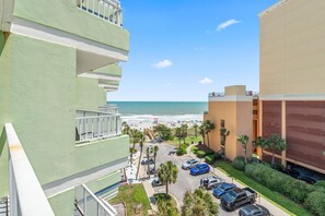Property grounds - "Ocean Bleu" 1BR Oceanview Located in Caravelle (Myrtle Beach)