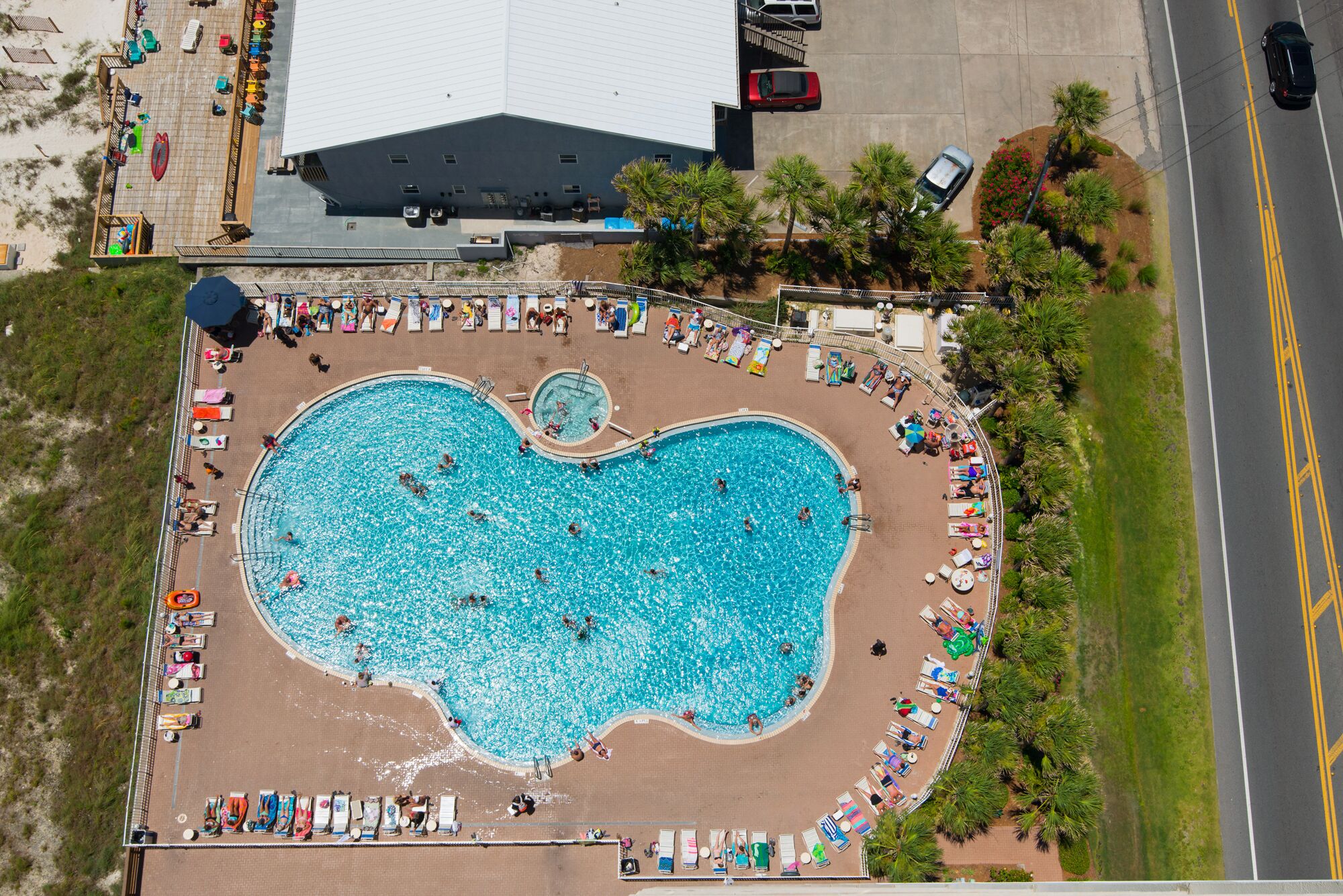 Een binnenzwembad, een verwarmd zwembad