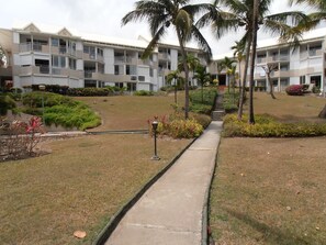 Exterior - Studio in a calm & safe quarter with private beach and seaview (Le Gosier)