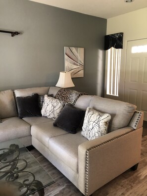 TV, fireplace, DVD player, stereo