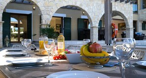 Outdoor dining - Villa 141 Rio - Five Bedroom Villa, Sleeps 10 (Kouklia)