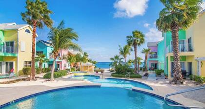 Cayman Paradise Villa #1 - 4BR Oceanfront, Pool & Quiet East End