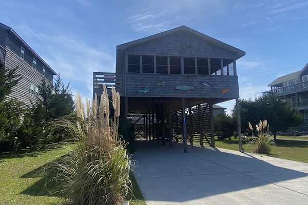 Great place to play corn hole