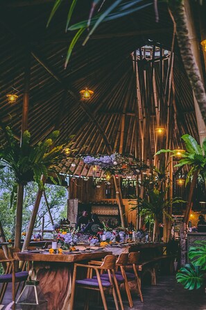 Restaurant - Desa Eko (Munduk)