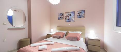 1 غرفة نوم ومكواة/لوح كي وواي فاي وملاءات أسرّة