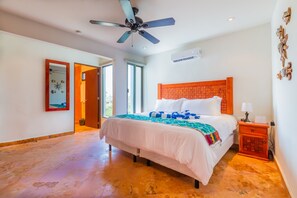 2 bedrooms, in-room safe, iron/ironing board, free WiFi