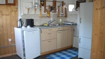 Réfrigérateur, four, plaque de cuisson, lave-vaisselle