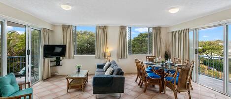 Smart-TV og DVD-spiller