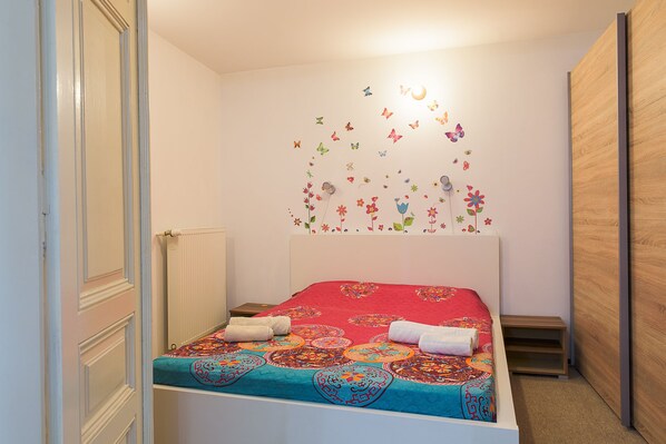 1 bedroom, desk, iron/ironing board, free WiFi