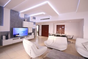 Family Apartment, 3 Bedrooms, Sea View | Living room | Flat-screen TV - Elan Rimal Suites - JBR Dubai (Dubai)