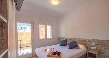 Agi Gloria Rooms 208 Hostel for rent in Roses Girona.