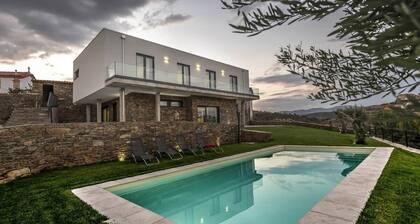 Longra Familienvilla mit Schwimmbad
