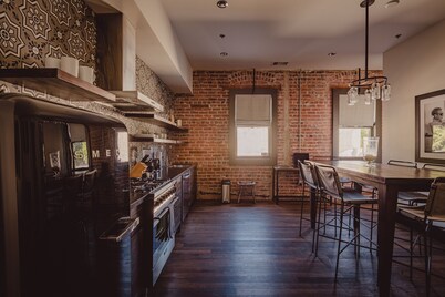 1 Bedroom Castaway Loft @ SLO Brew Lofts