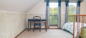 Home Away from Home(Sleeps 6) No city Tax